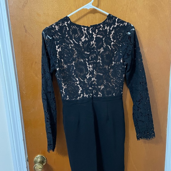 Black, v-neck lace top dress - Picture 2 of 3